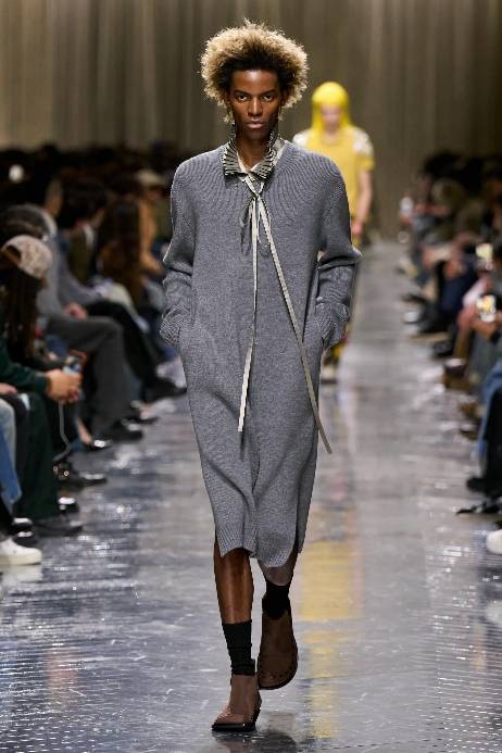 迪奥二零二六冬季秀：一场时装的联结游戏